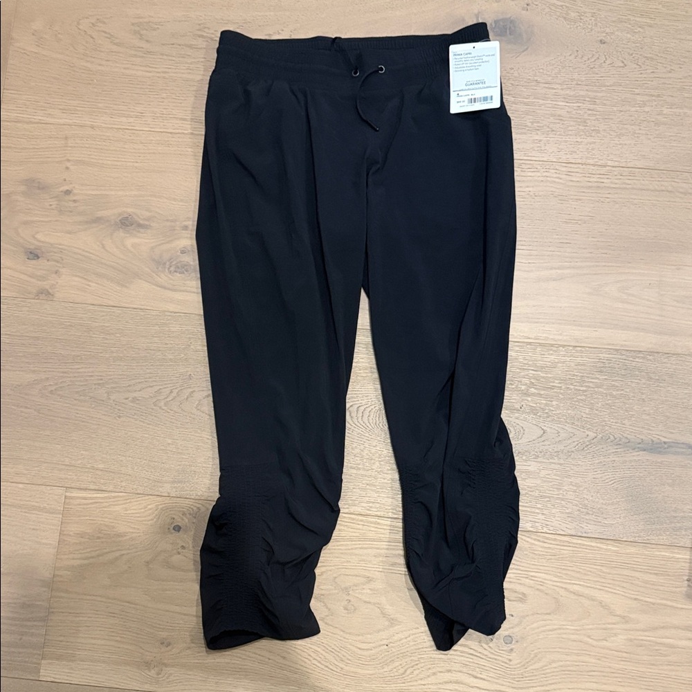 Athleta Black Ankle & Cropped Pants